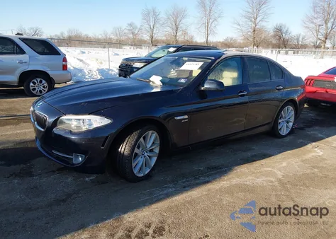 2011 BMW 535I xDrive z USA, uszkodzony, nr VIN WBAFU7C57BC872026
